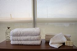 Πετσέτα μπάνιου λευκή 70Χ140 600gr FUTURE-HOTEL MARKET